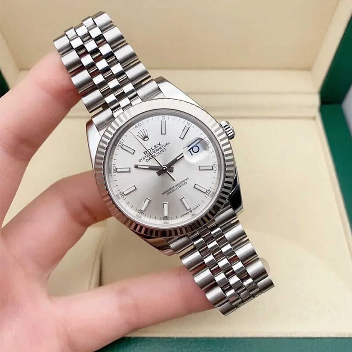 Montre Rolex Date Just For Men 126334