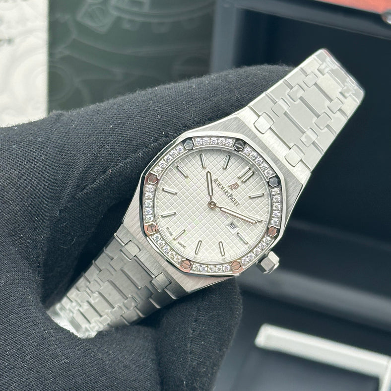 Audemars Piguet Royal Oak 33mm Stainless Steel / Silver