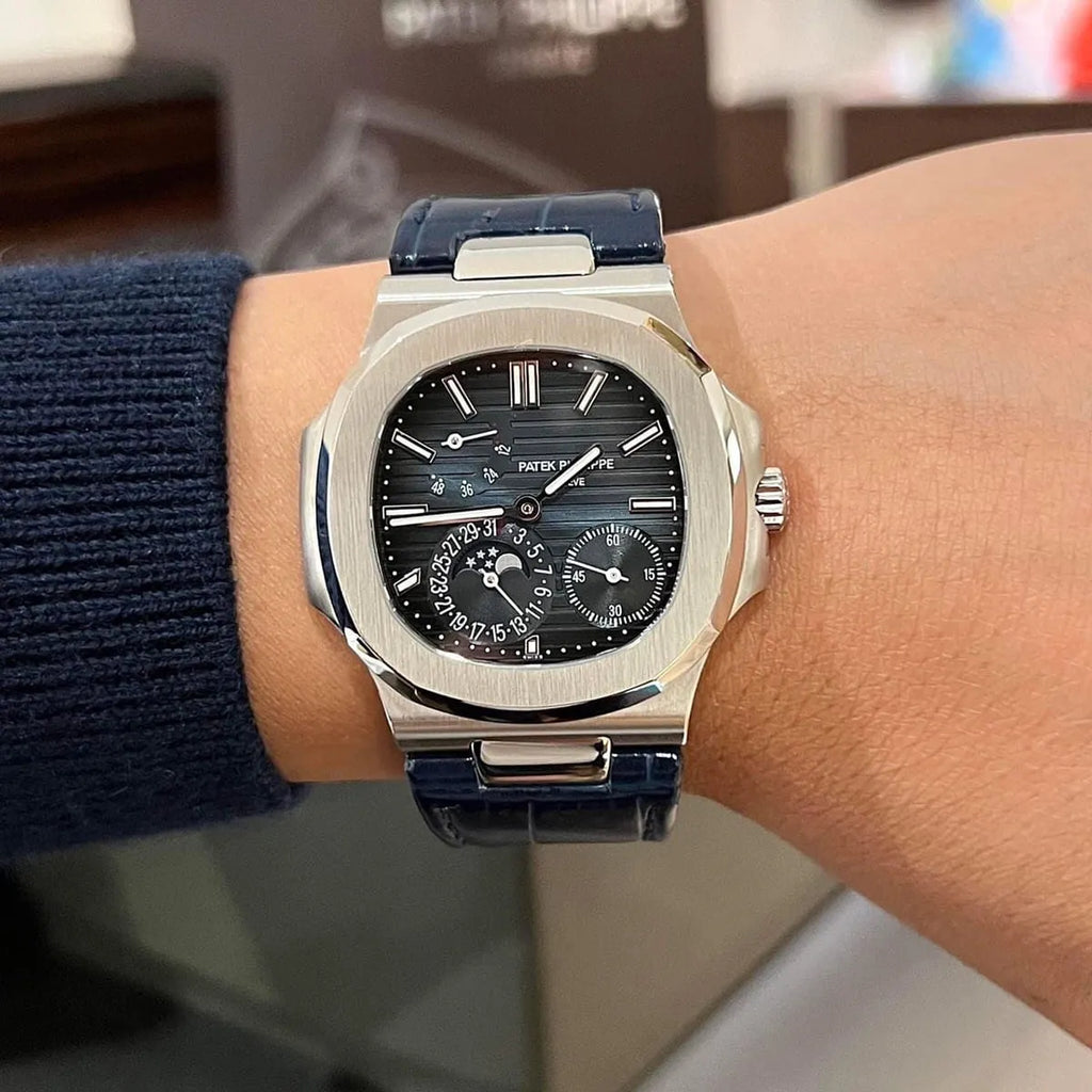 Montre Patek Philippe Nautilus pour homme, cadran bleu, phase de lune