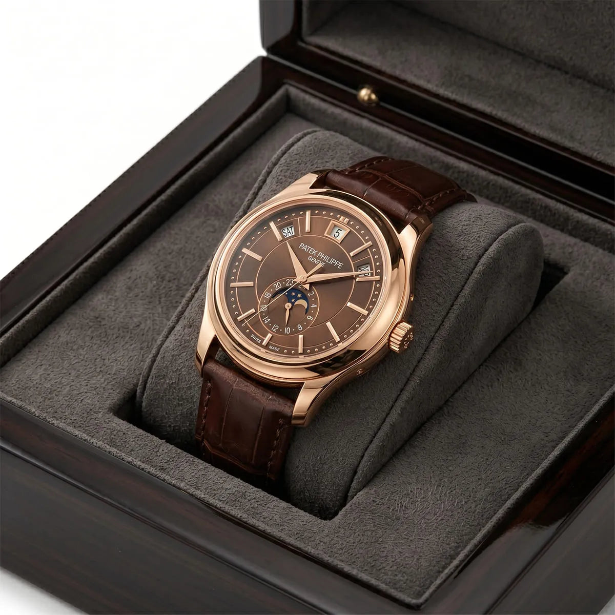 Montre Patek Philippe pour homme, calendrier annuel, phases de lune, cadran brun