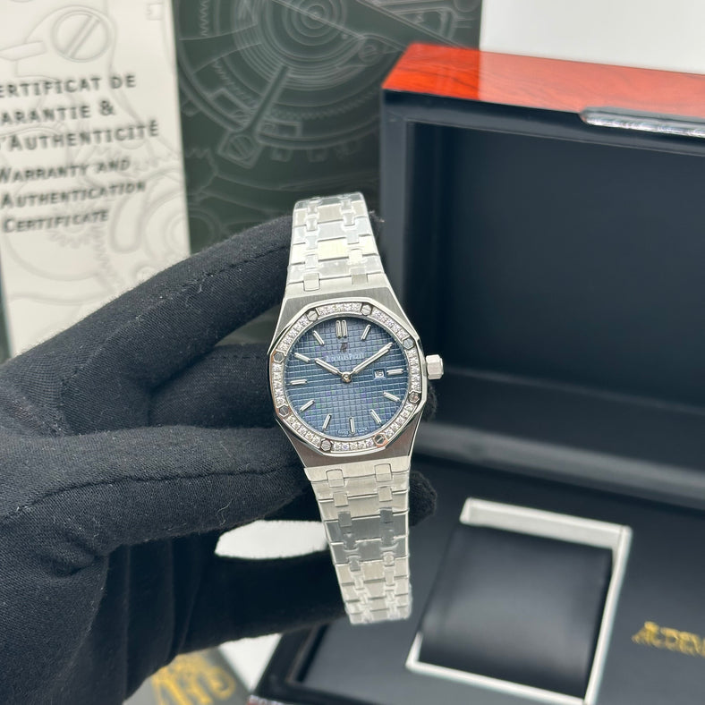 Audemars Piguet Royal Oak 33mm Stainless Steel / Silver Blue