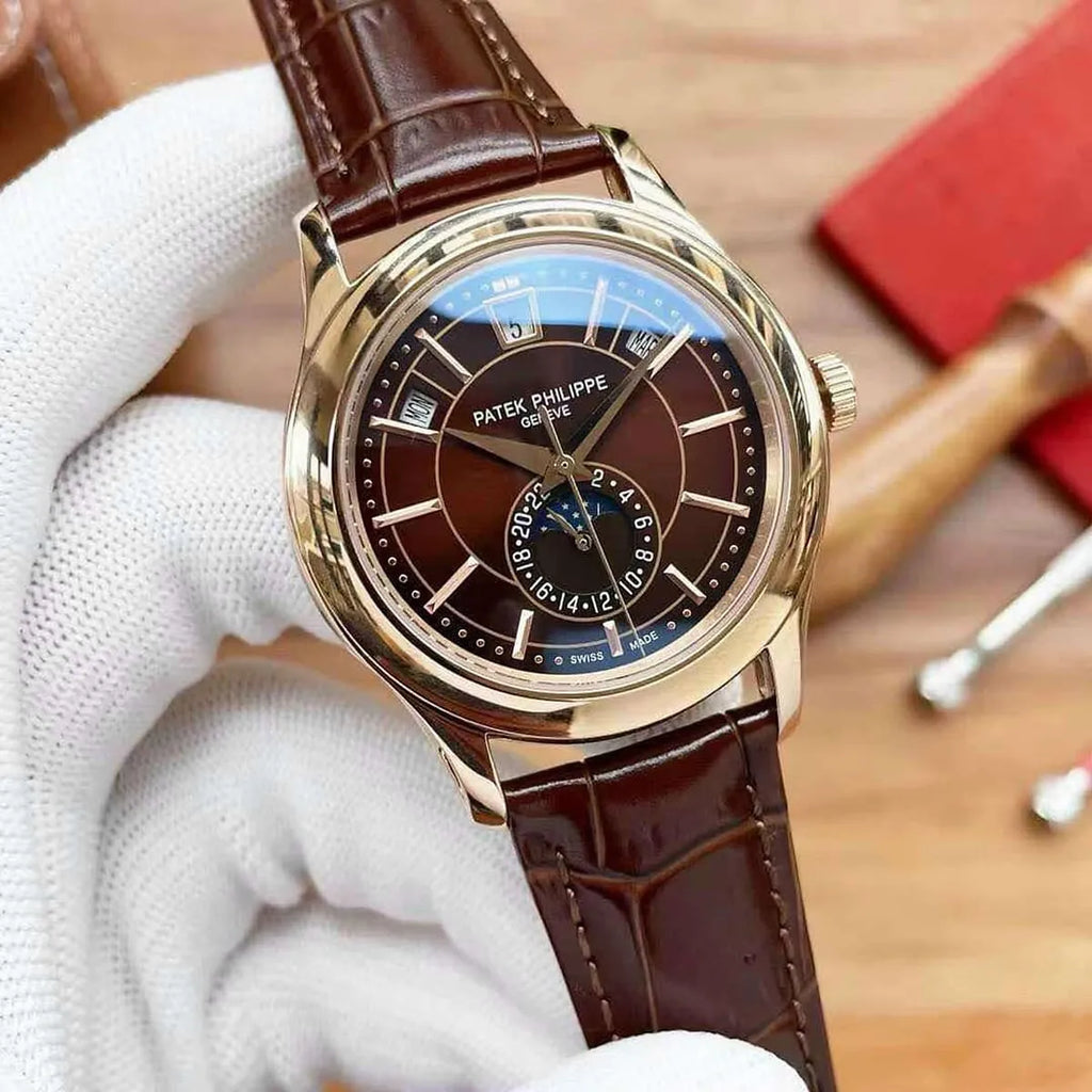Montre Patek Philippe pour homme, calendrier annuel, phases de lune, cadran brun