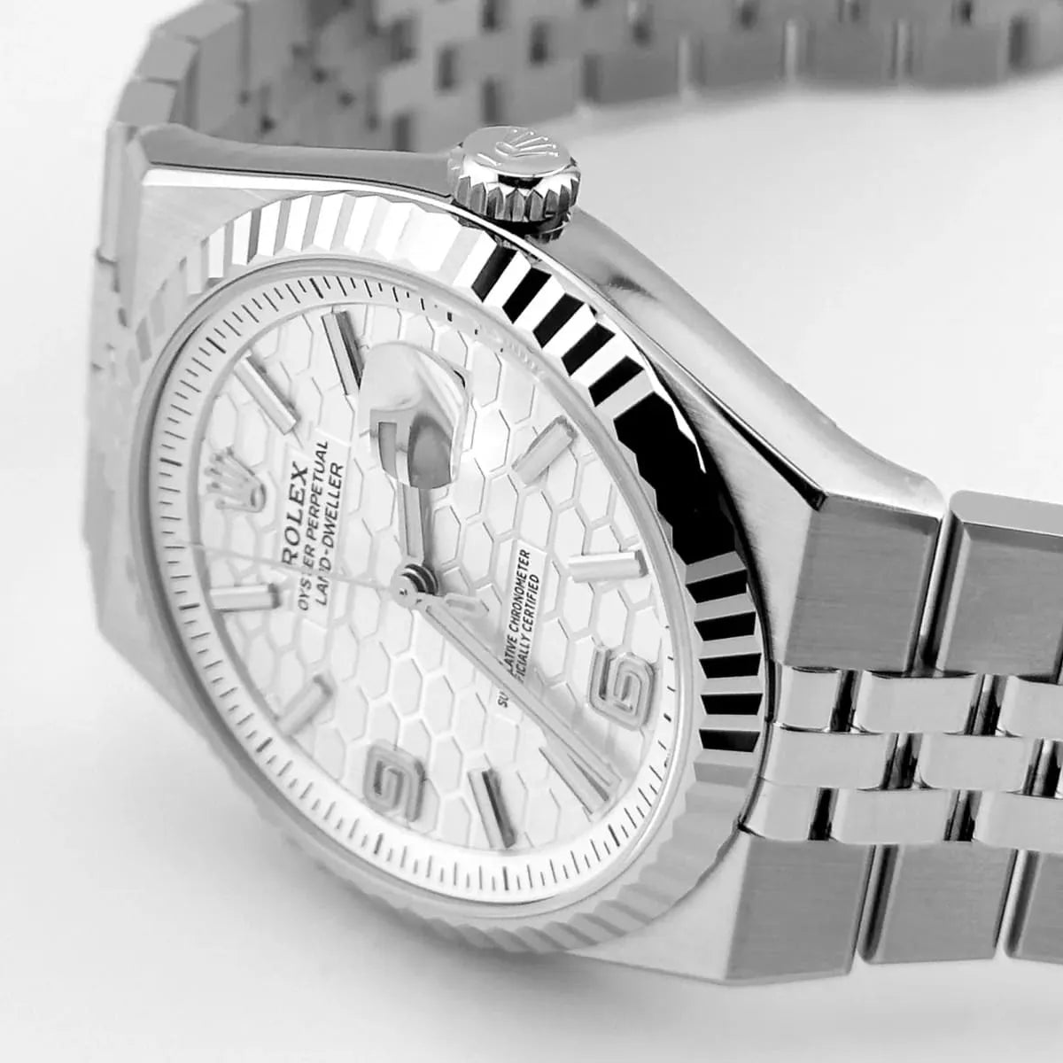 Montre Rolex Land-Dweller pour homme, cadran blanc argenté à motif nid d'abeille